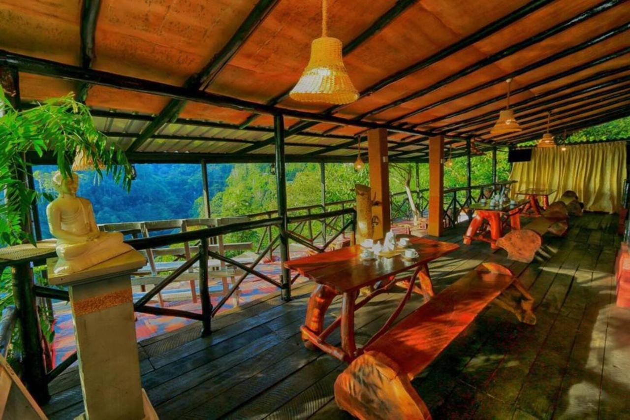 Hilltop Wood Lodge Элла Экстерьер фото