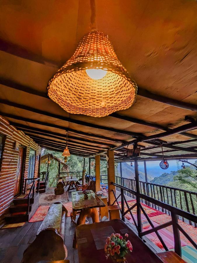 Hilltop Wood Lodge Элла Экстерьер фото